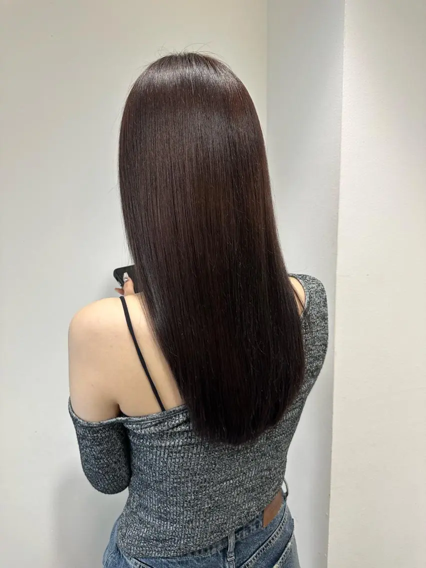セミロング さかもと りくのヘアスタイル