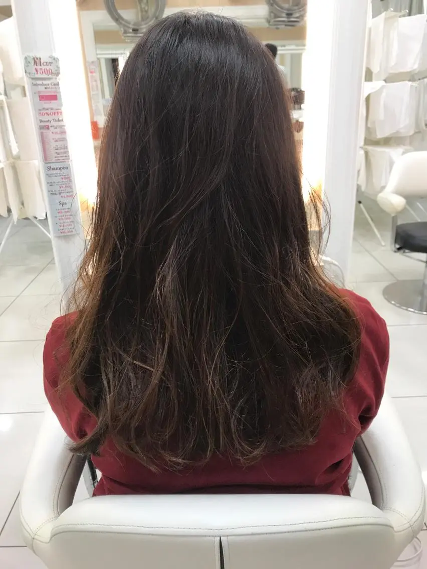 ロング midori osawaのヘアスタイル