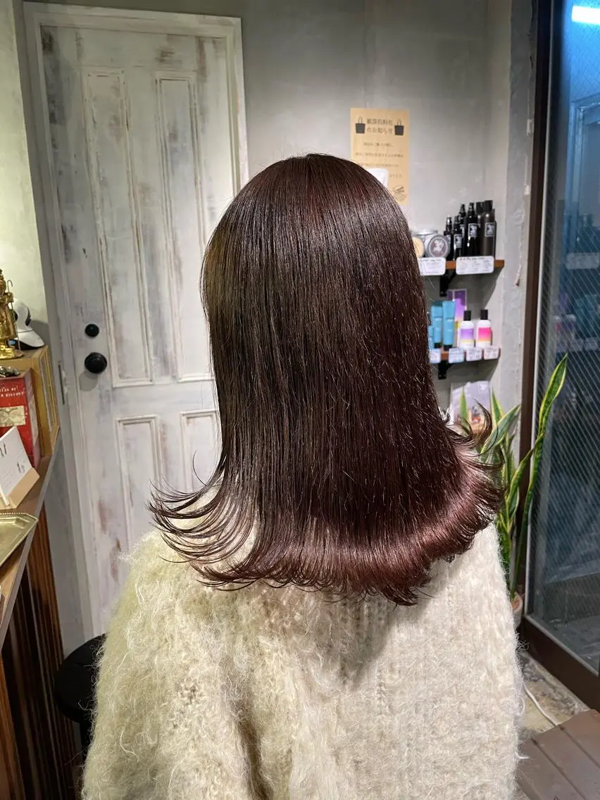 セミロング 中村 彩乃のヘアスタイル