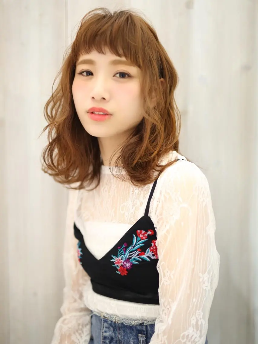 ミディアム カラー パーマ 中村 美穂のヘアスタイル