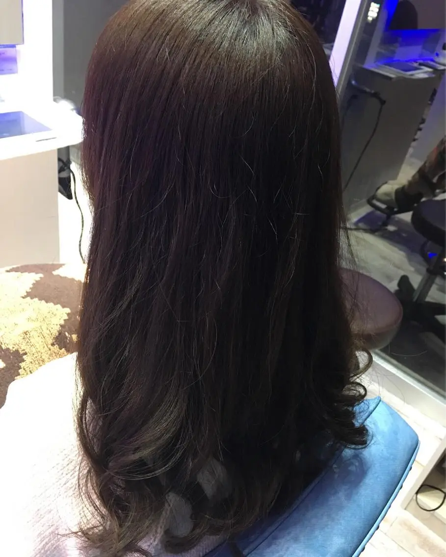 ロング カラー 白井 つづりのヘアスタイル