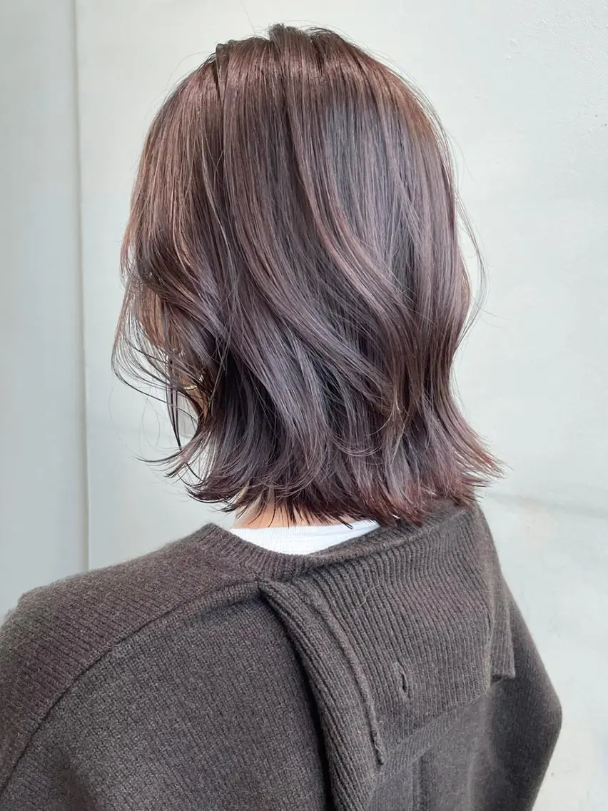 ミディアム カラー アッシュ ITbyALBUM 浦和店のヘアスタイル