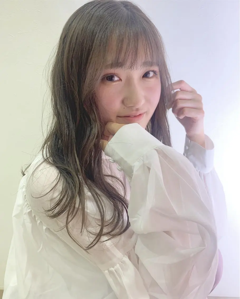 セミロング カラー アッシュ アッシュグレー アッシュグレージュ グレージュ 剣持友希/ifh iizuka/高崎のヘアスタイル