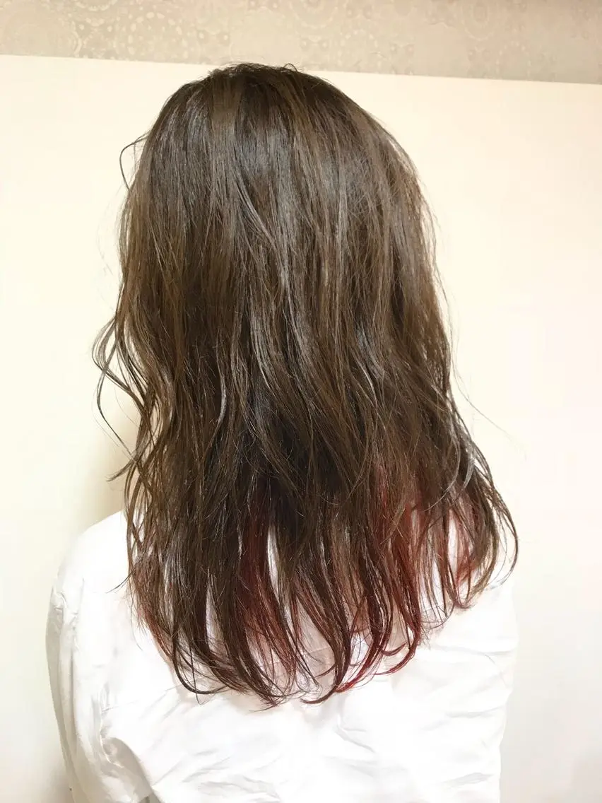 セミロング カラー インナーカラー Miru by INCE HAIRのヘアスタイル