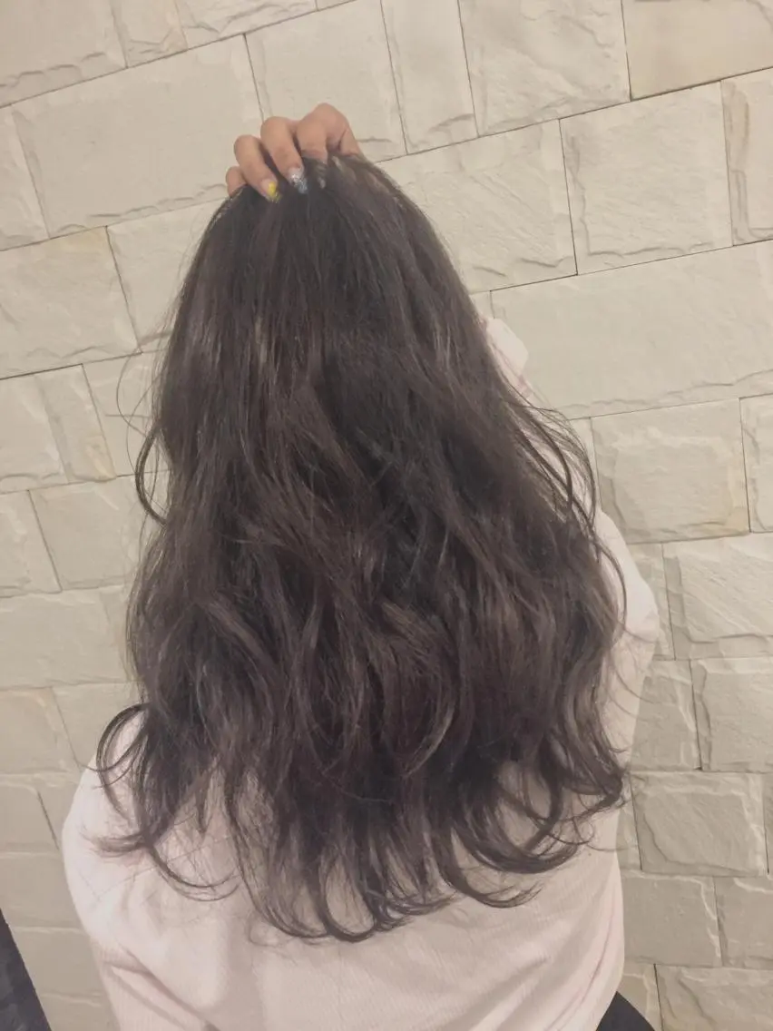 ロング カラー _WHITE 高槻店 平野湧人　/髪質改善のヘアスタイル