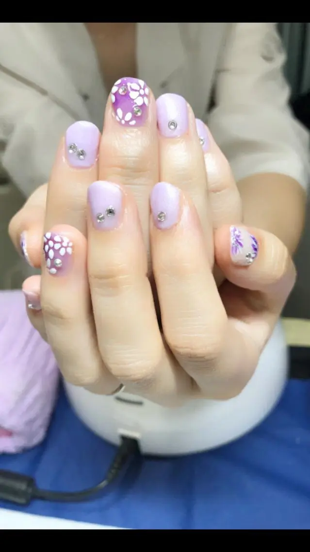 ネイル フラワーネイル ぷっくりネイル ハンドネイル ハンドケア u sのネイルデザイン