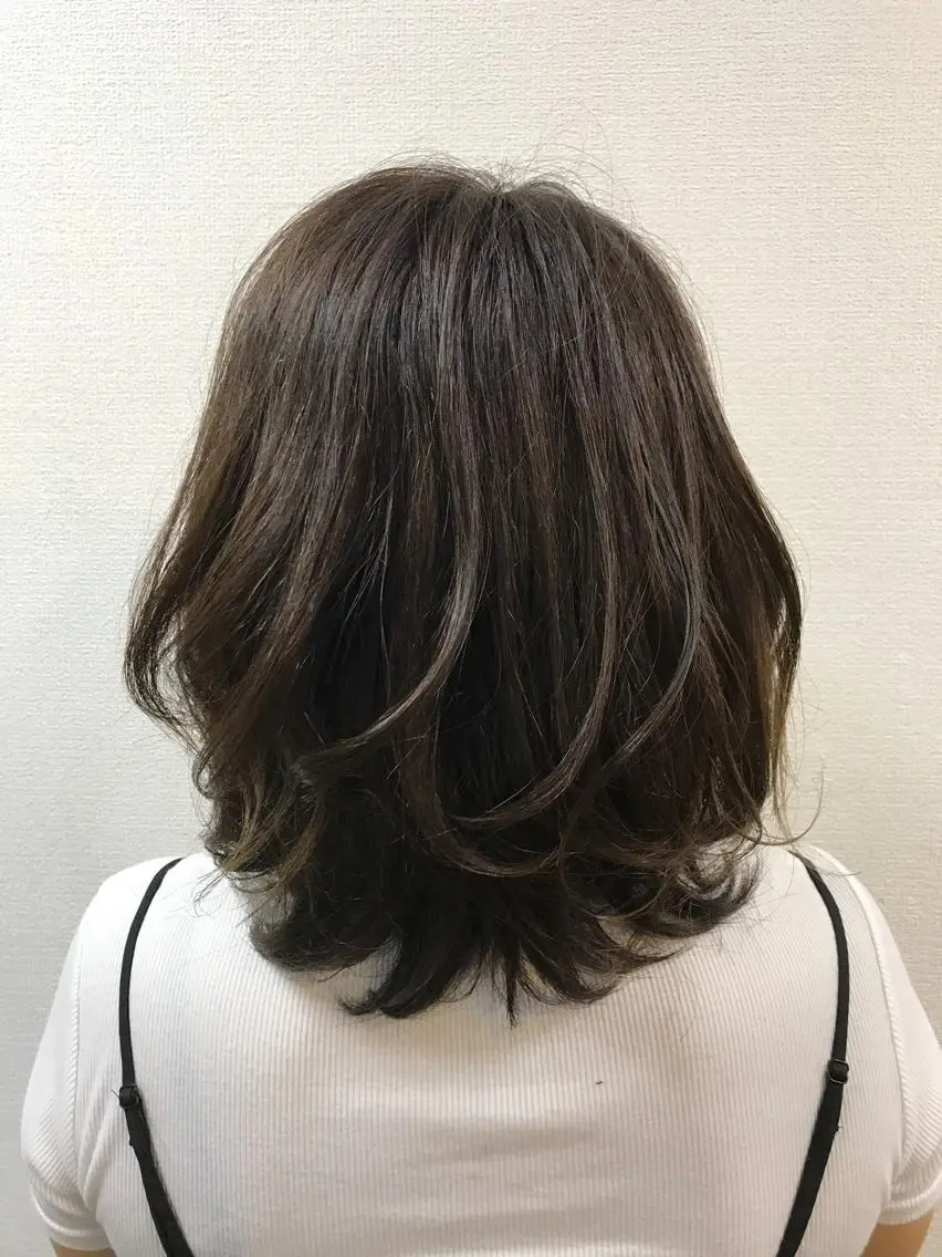 ミディアム カラー カット ヘアカラー トリートメント 吉森 満俊のヘアスタイル