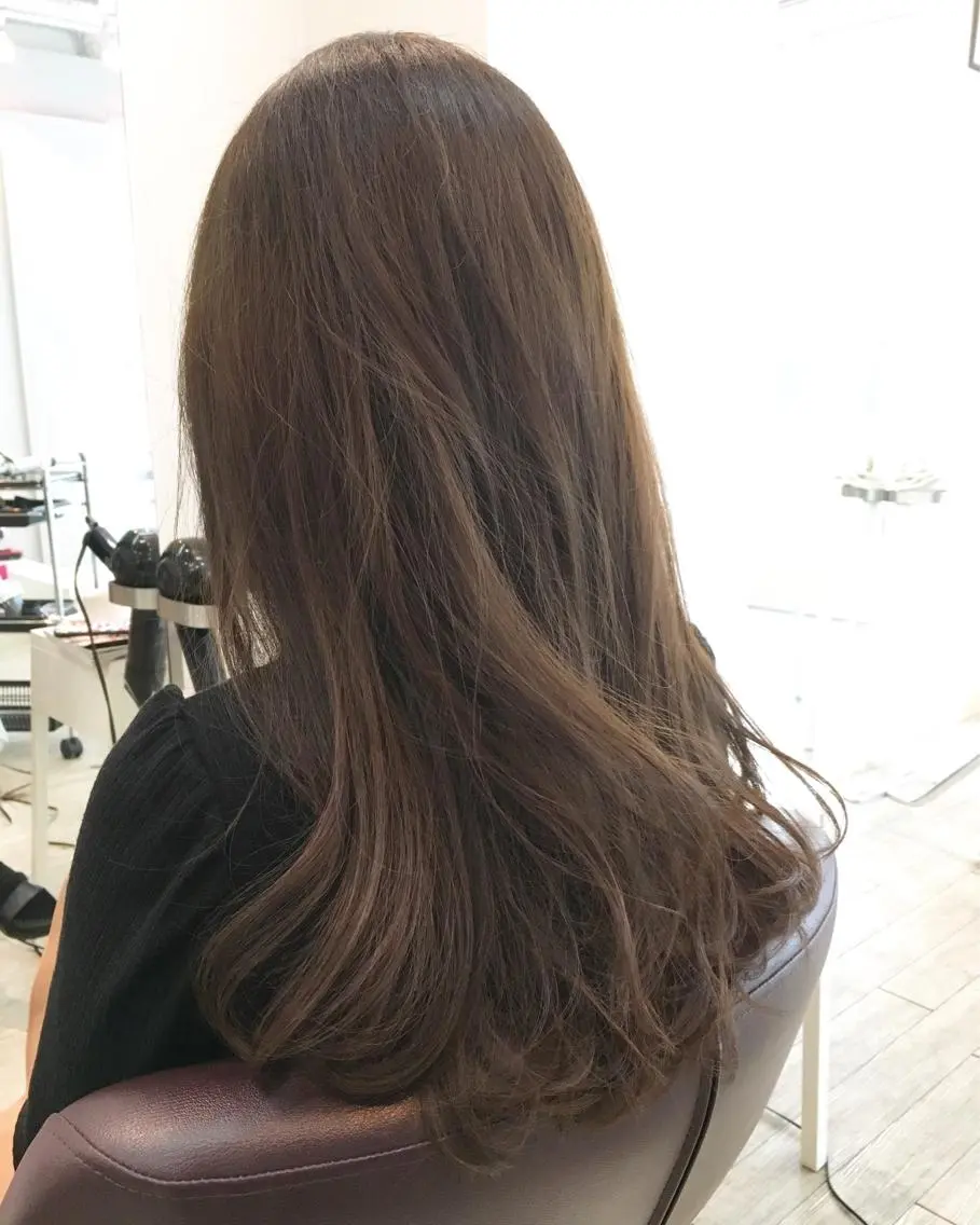 ロング カラー ブラウンカラー ナチュラルブラウン 中村 よしひでのヘアスタイル