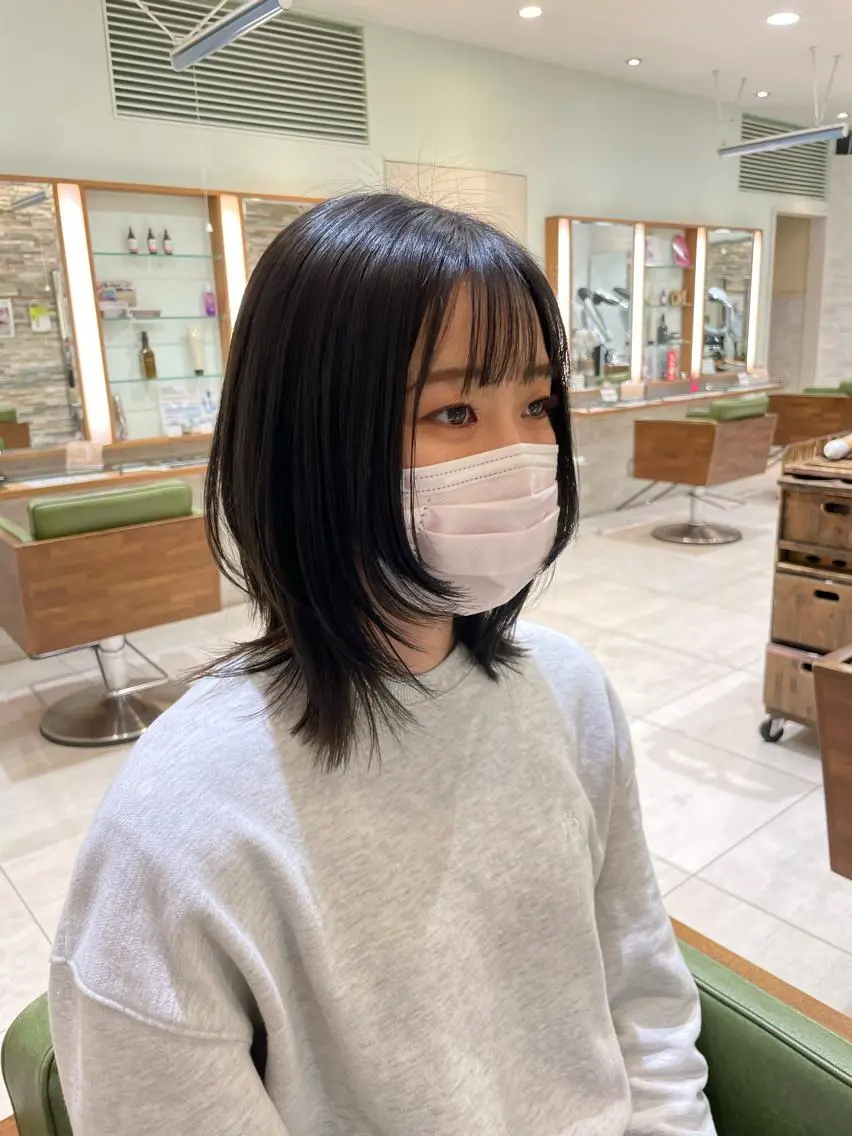 ミディアム ウルフカット カット ヘアカラー ヘッドスパ 石渡このみ 🍊レイヤーカットのヘアスタイル