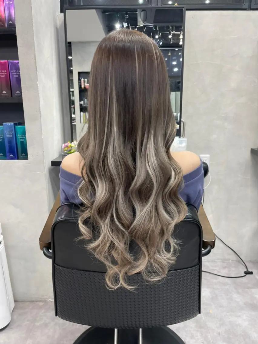 セミロング カラー ヘアアレンジ FAAM Tsuneのヘアスタイル