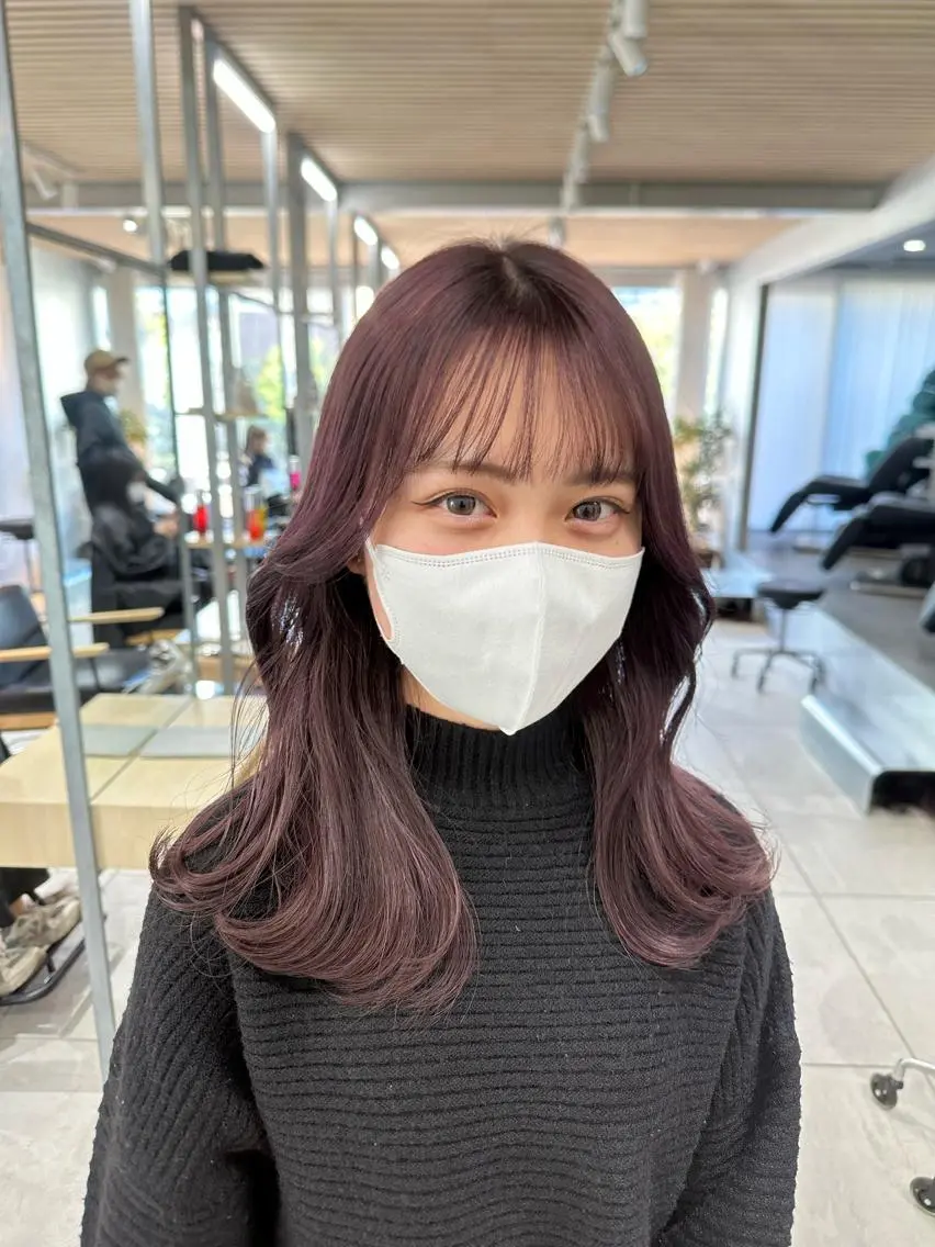 ミディアム 爆美女製造機 レイヤーのプロのヘアスタイル