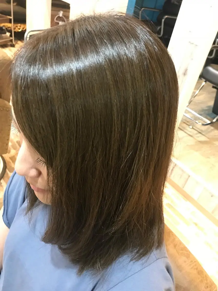 ミディアム カラー アッシュ 透明感カラー イルミナカラー ✨【店長】Lily. 北千住Seina✨のヘアスタイル