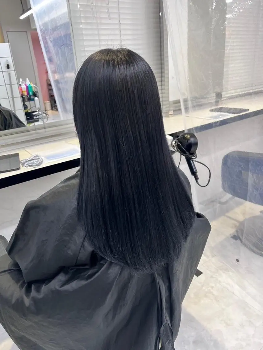 カラー 盛れる上質ワンホン ヘア🤍YUME🤍のヘアスタイル