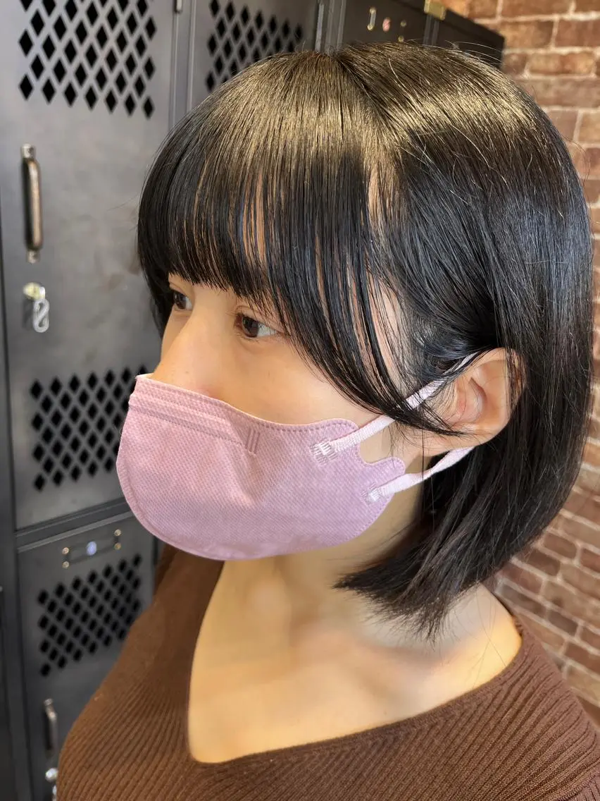 ミディアム カラー パーマ ヘアアレンジ メンズ キッズ ネイル マツエク・マツパ アイブロウ ミディアムパーマ メンズハイライト メンズパーマ ブラウンカラー ケアカラー 久木原 ゆりのヘアスタイル
