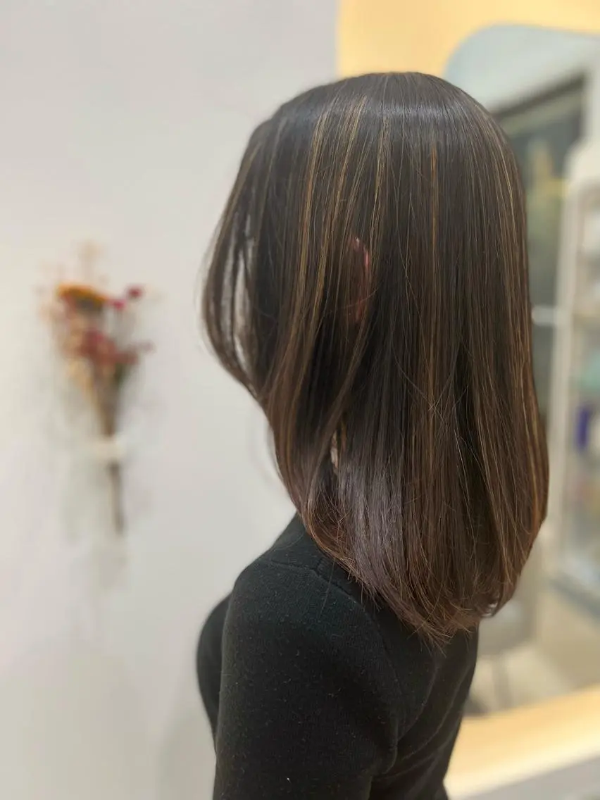 ミディアム カラー パーマ 縮毛矯正 堀井 凌平のヘアスタイル