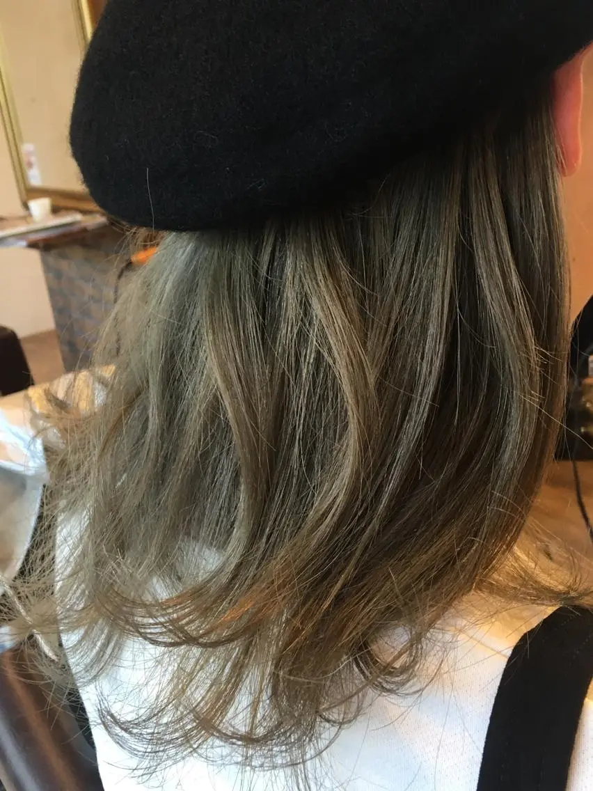 セミロング カラー アッシュ アッシュグレー 透明感カラー ダブルカラー 美髪・艶髪特化美容師 RYOJIのヘアスタイル