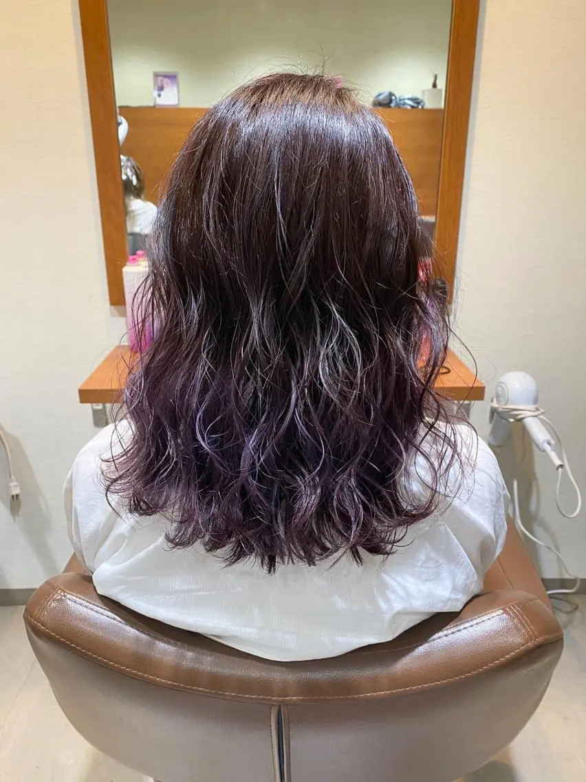 セミロング カラー グラデーションカラー バイオレットカラー ヘアカラー トリートメント 萩原 凌✄のヘアスタイル