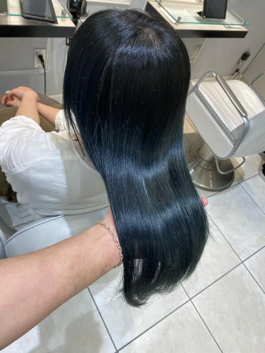 ロング 美髪矯正透明感カラー 江川 和輝のヘアスタイル