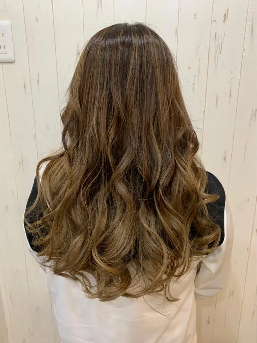 ロング 大人女性の髪質改善 🫧鷹司郎のヘアスタイル