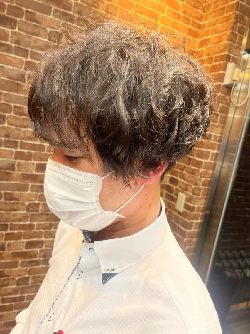 ショート カラー パーマ ヘアアレンジ メンズ キッズ ネイル マツエク・マツパ アイブロウ メンズブリーチ メンズハイライト メンズインナーカラー メンズ韓国風 ブリーチ 久木原 ゆりのヘアスタイル