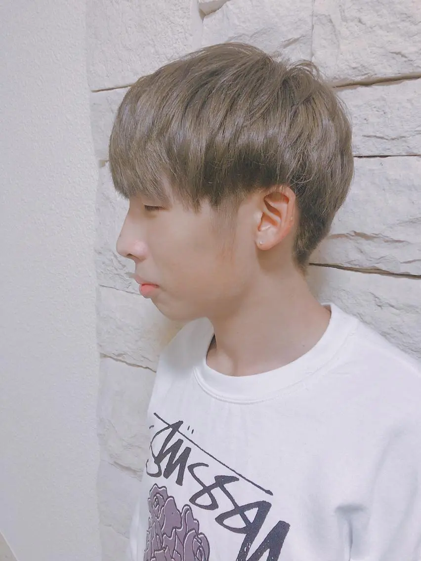 ショート カラー パーマ メンズ 透明感カラー ダブルカラー カット ヘアカラー ちこ .のヘアスタイル
