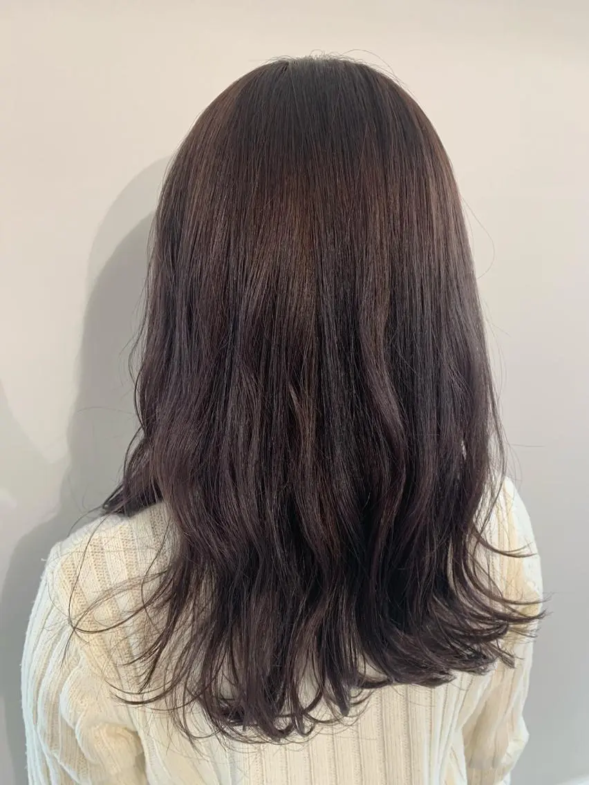 ミディアム カラー パーマ ヘアアレンジ パープルカラー 加藤 綾華のヘアスタイル