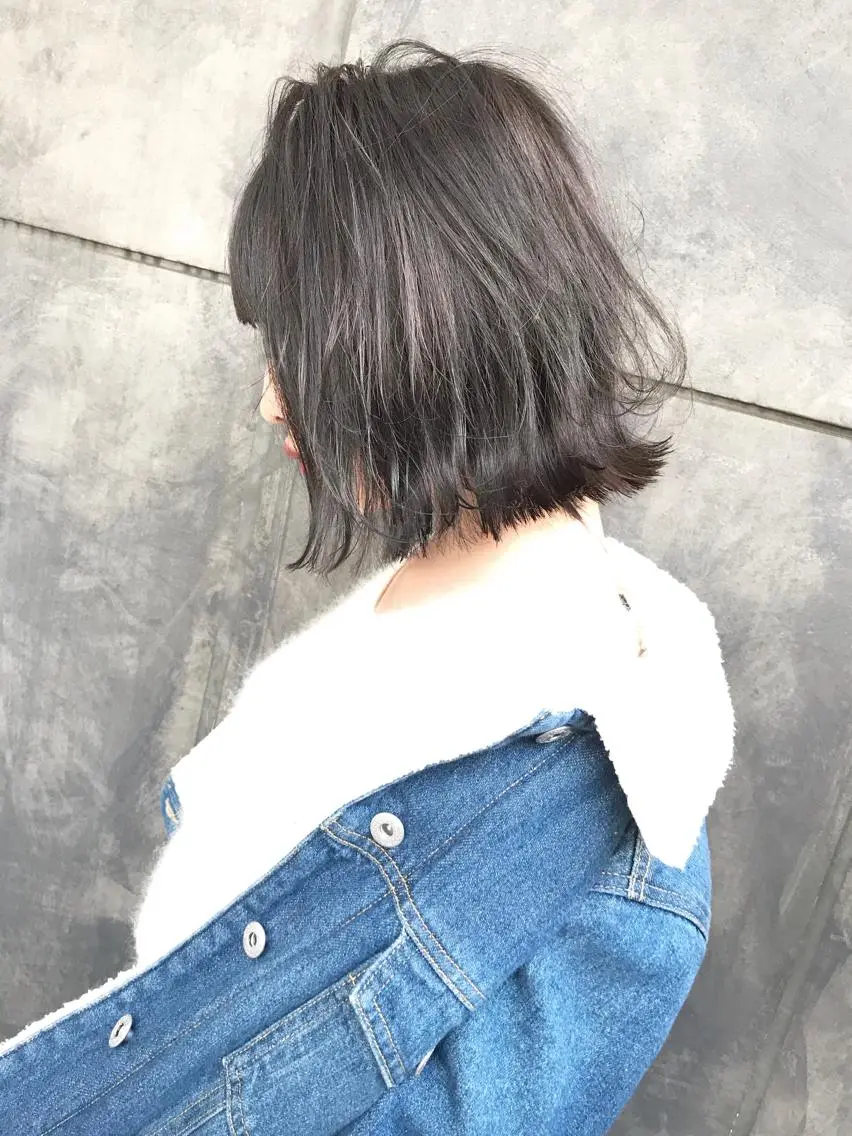 ショート カラー グレージュ ハイライトカラー ハイライト TOMOYA/ ショート、レイヤーのヘアスタイル