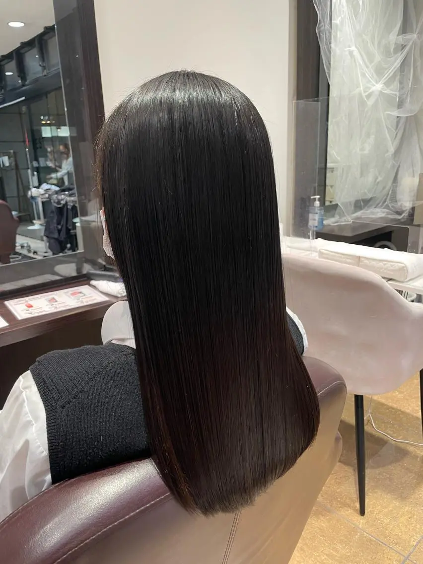 セミロング ヘアアレンジ なぽ ❤︎ y2k/韓国nailのネイルデザイン