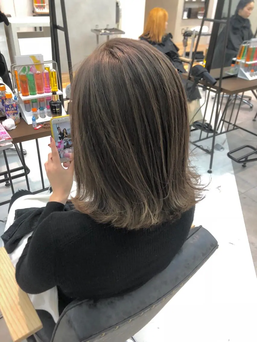 ショート カラー パーマ ヘアアレンジ メンズ まつげと眉 Meliaのマツエク・マツパデザイン