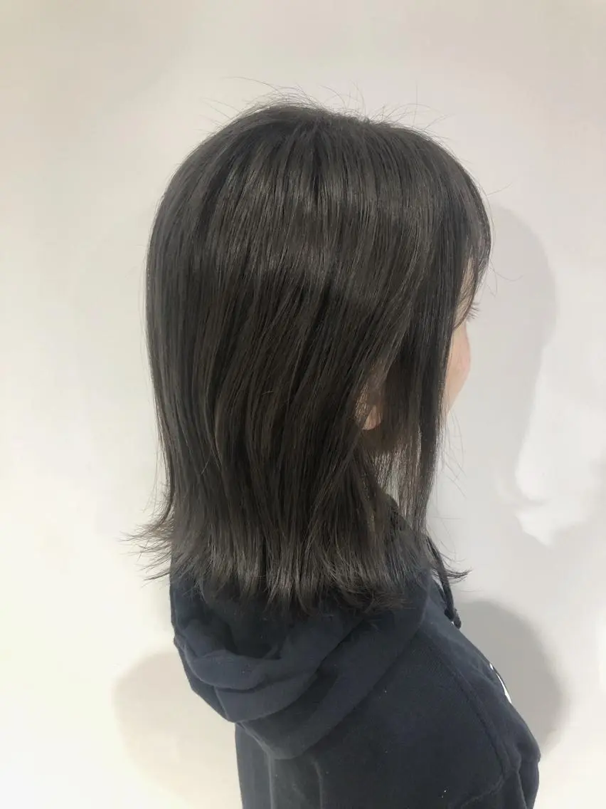 ミディアム アッシュ ヘアカラー トリートメント 🍊新宿南口🍊 ERINAのヘアスタイル