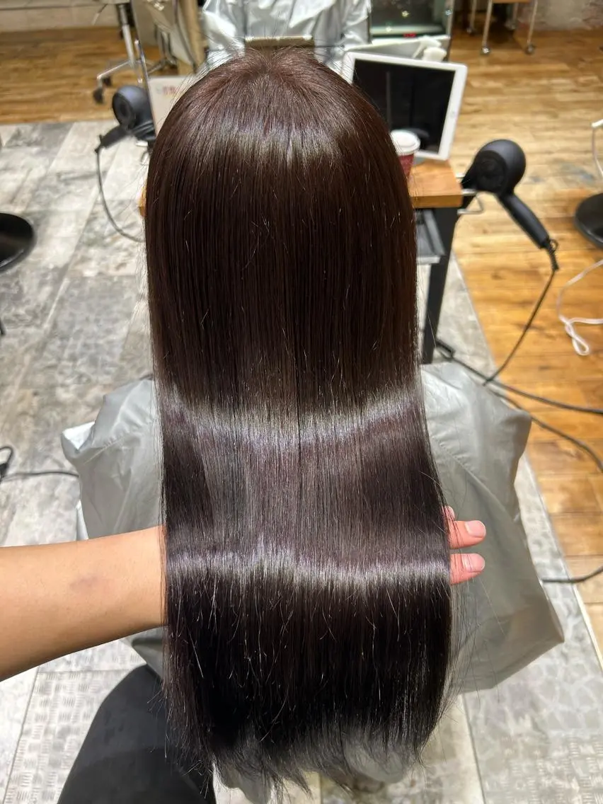 ロング カラー パーマ バレイヤージュ ブリーチ ケアブリーチ ダブルカラー ハイライトカラー カット ヘアカラー 縮毛矯正 トリートメント 銀座✨レイヤーカット 顔まわり/坂本亜裟海のヘアスタイル