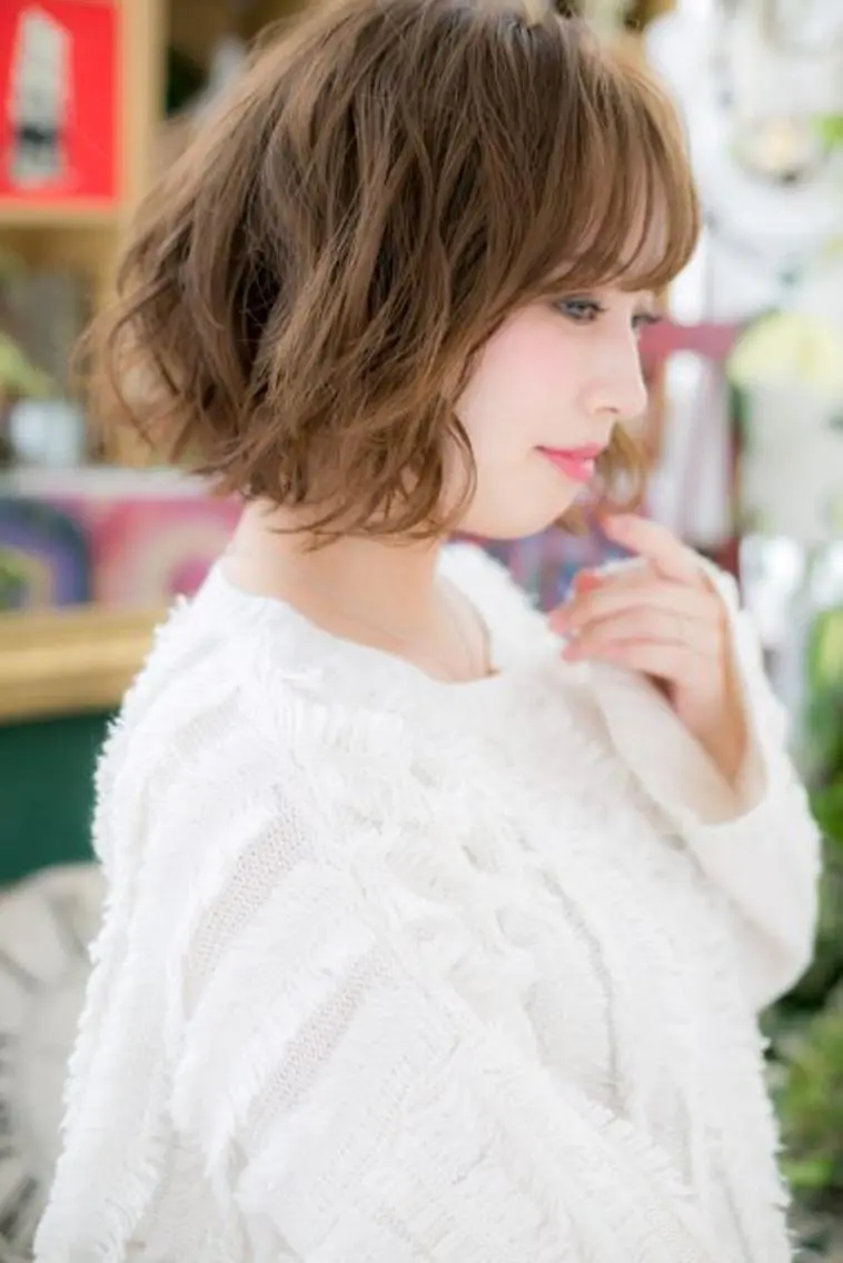 ミディアム カラー アッシュ ベージュカラー グラデーションカラー ピンクカラー 斜めバング カット ヘアカラー トリートメント ヘッドスパ 🍀鶴貝 幸哉🍀のヘアスタイル