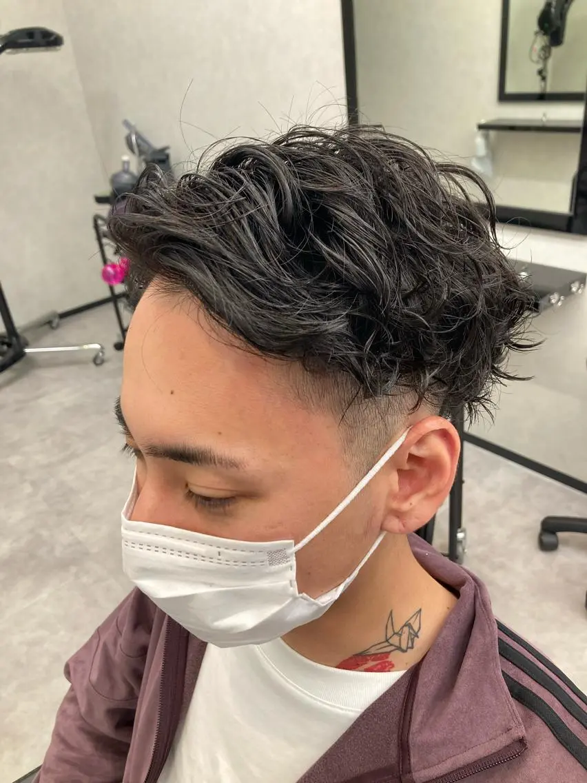 パーマ メンズ カット パーマ 鈴木 翔偉のヘアスタイル