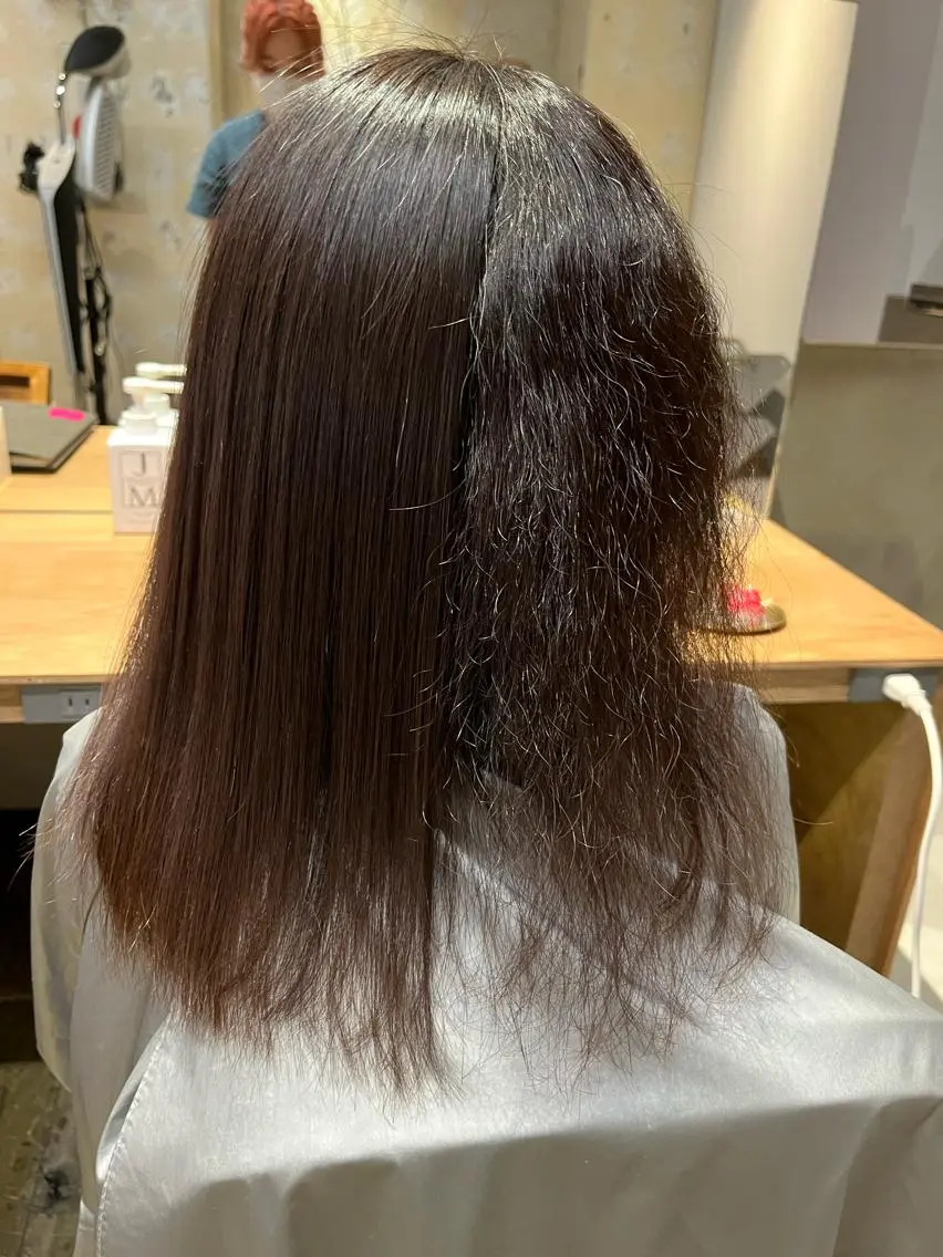 ミディアム 縮毛矯正 酸性縮毛矯正 Coreすずのヘアスタイル