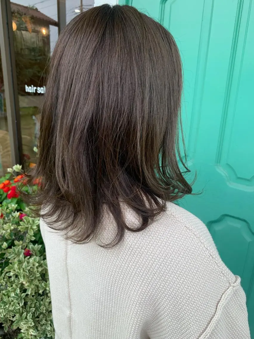 ミディアム カラー カット ヘアカラー 佐藤 美咲のヘアスタイル