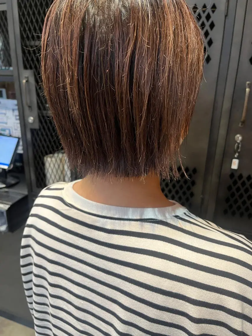 ショート カラー パーマ ヘアアレンジ メンズ キッズ ネイル マツエク・マツパ アイブロウ メンズブリーチ メンズハイライト メンズインナーカラー メンズ韓国風 ブリーチ 久木原 ゆりのヘアスタイル