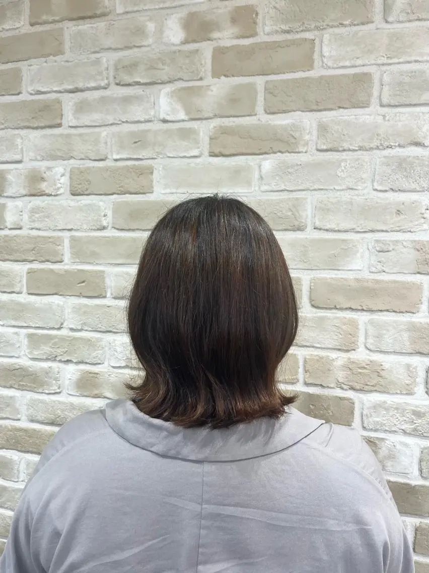 ミディアム sayaka 透明感カラーのヘアスタイル