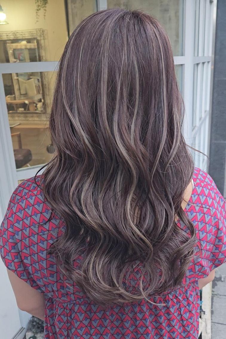 ロング カラー アディクシーカラー ベージュカラー ハイライトカラー イルミナカラー ピンクカラー トップスタイリスト ✨KIRIKA中野✨のヘアスタイル
