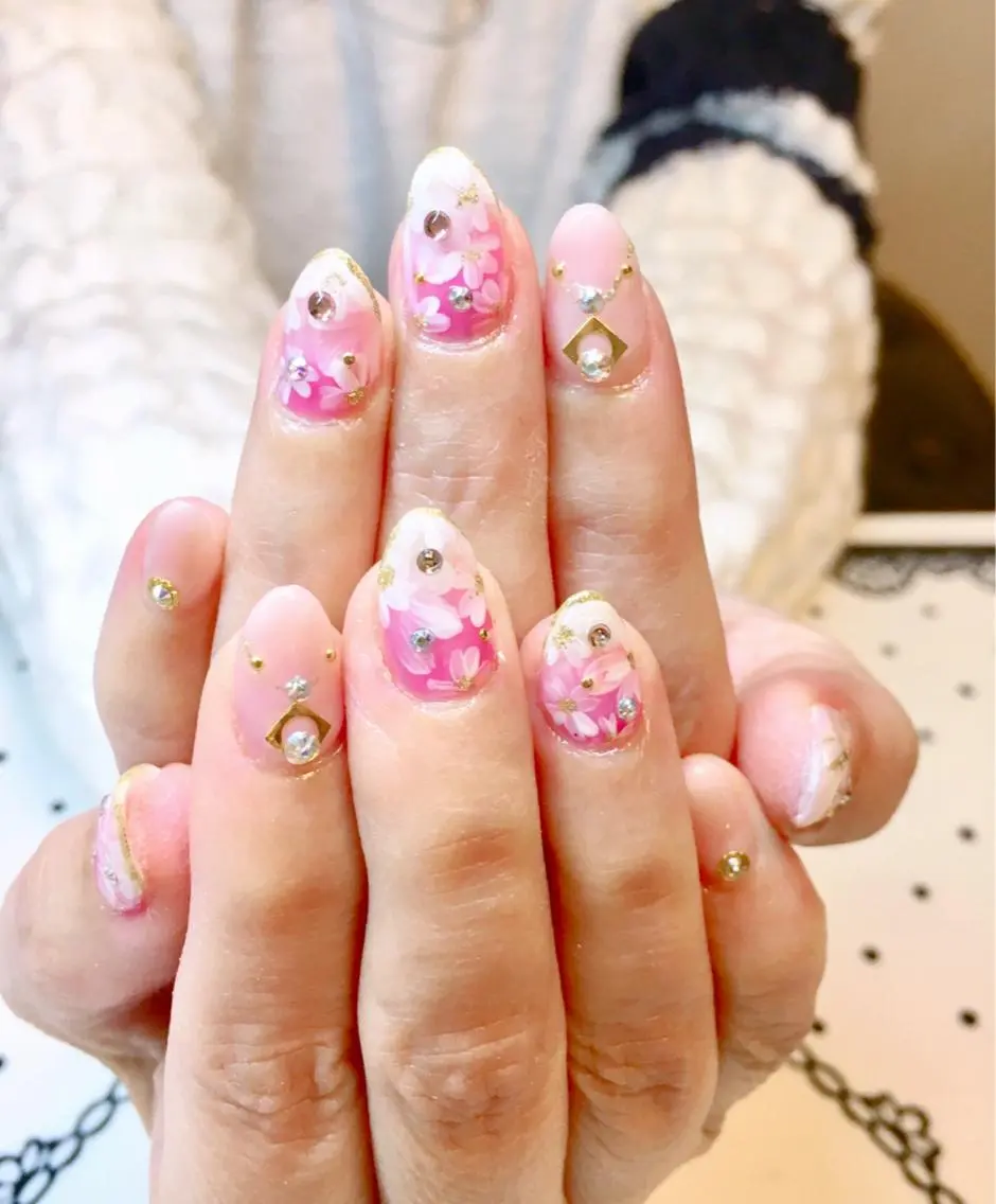 ネイル ハンドネイル nailist cocoのネイルデザイン