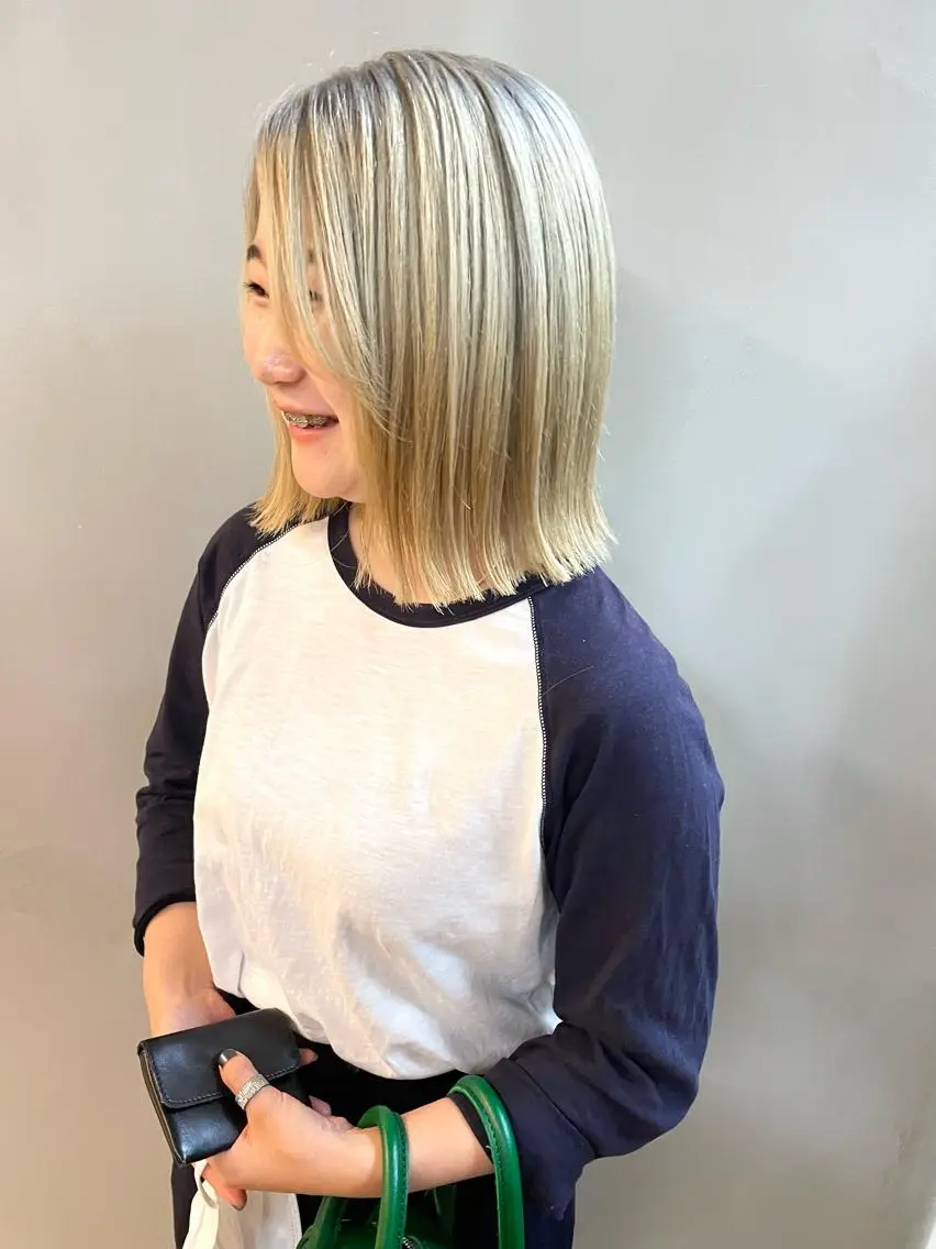セミロング カラー パーマ ヘアアレンジ メンズ キッズ ネイル マツエク・マツパ アイブロウ ブロンド カット ヘアカラー トリートメント tatsumi/ボブ ウルフ/レイヤーのヘアスタイル