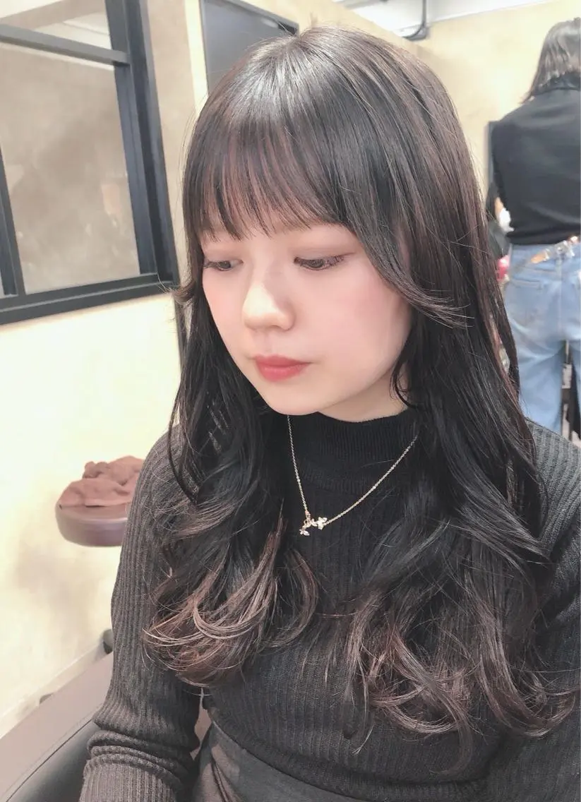 ロング カラー ヘアアレンジ アッシュ オレンジ 天使の羽バング・フェザーバング カット トリートメント 学割有り/清楚/韓国 風/レイヤー/拓朗のヘアスタイル