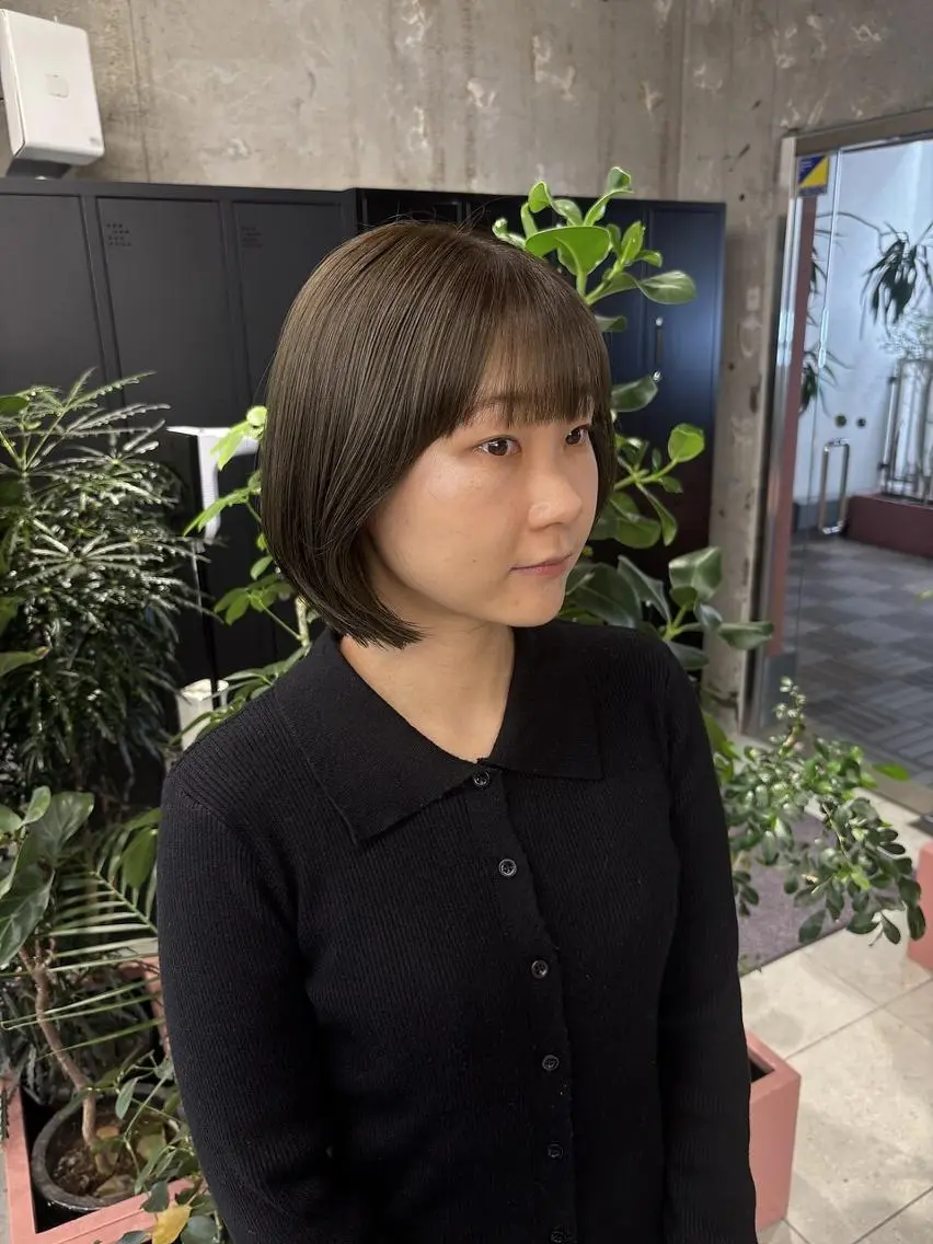 ショート カット ヘアカラー KYARA HALF 【アカデミー】のヘアスタイル
