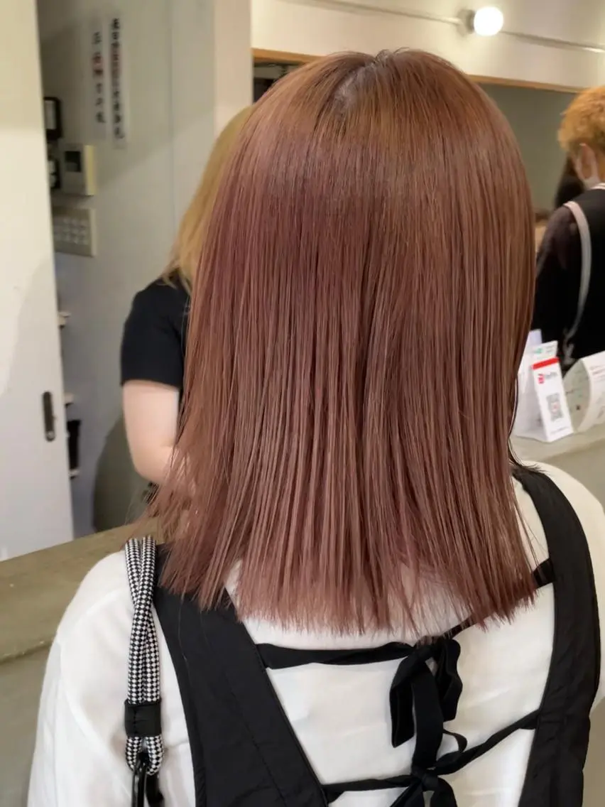 ミディアム カラー ヘアアレンジ ベージュカラー ブロンド ブロンドベージュ 透明感カラー グレージュ パーマモデル募集中 ✨Ukyoのヘアスタイル