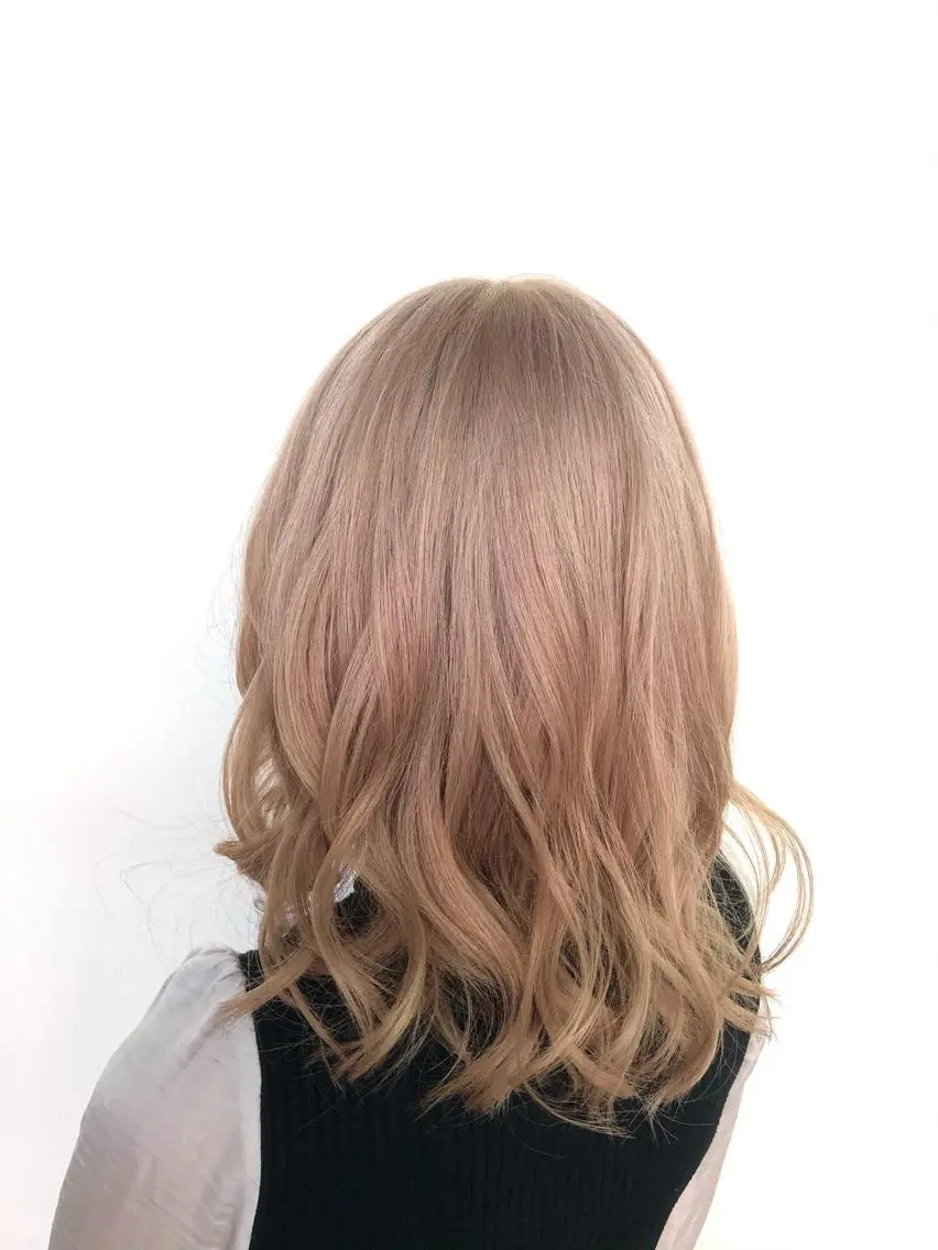 ミディアム カラー ブロンド ハイトーンカラー ヘアカラー トリートメント RAIA💎ケア ブリーチ＆パーマ💎のヘアスタイル