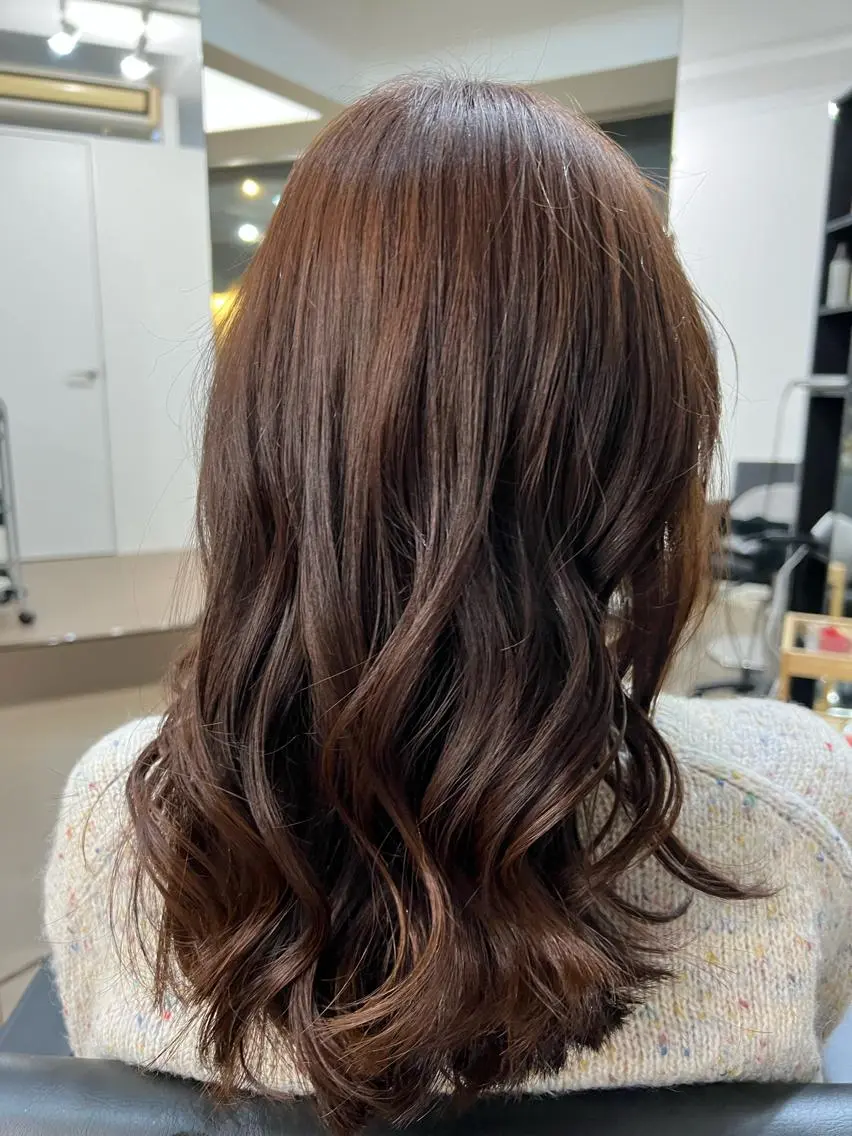 セミロング カラー バレイヤージュ ブリーチ ケアブリーチ ダブルカラー ハイライトカラー 神戸ボブ✂️ ioe三宮/田 伸佳のヘアスタイル