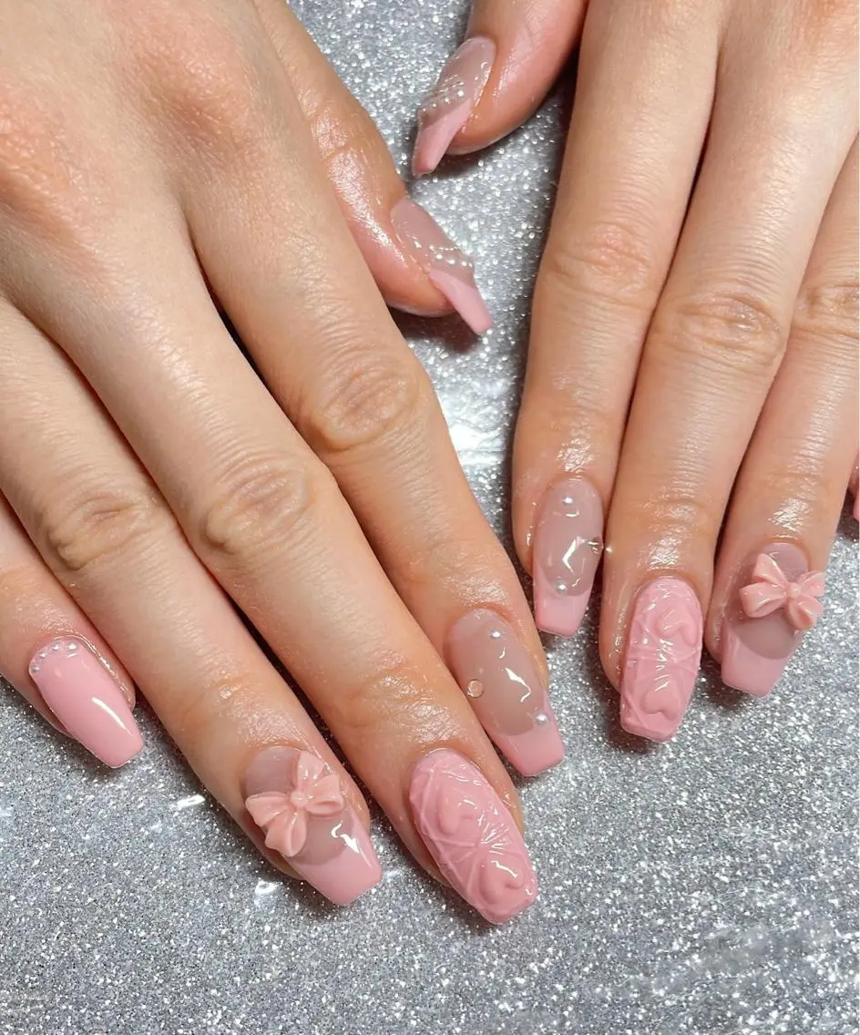 ネイル ハンドネイル VIERU 🌈🎀💖のネイルデザイン