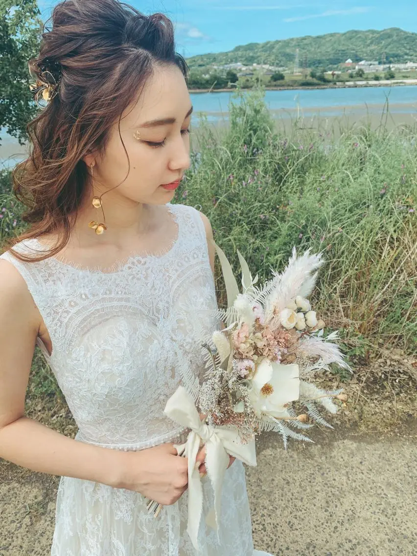 ロング ヘアアレンジ 結婚式・ブライダル 𝗦𝗢 -スオ- HAZUKIのマツエク・マツパデザイン