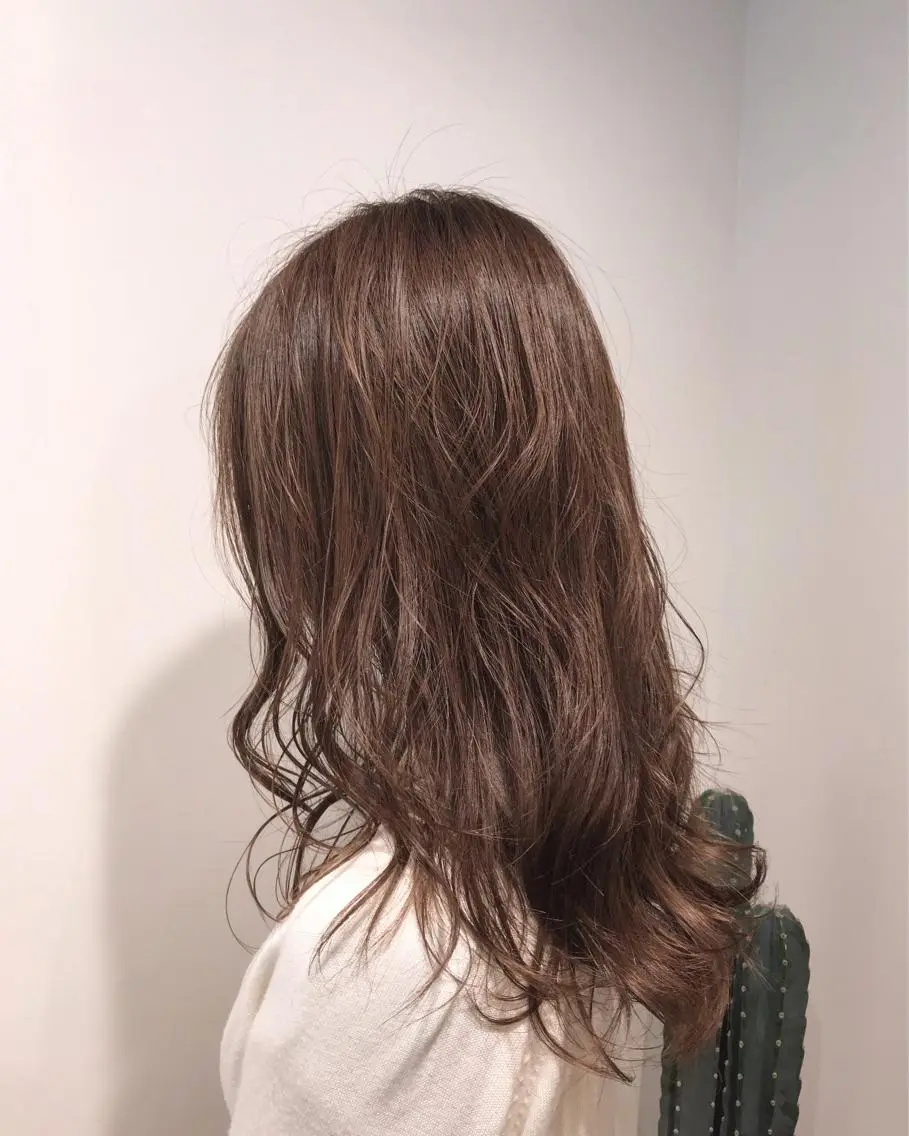 セミロング カラー ベージュカラー ブリーチ ブリーチなしカラー レイヤー/大人ボブ 渡邉【日吉美容室】のヘアスタイル