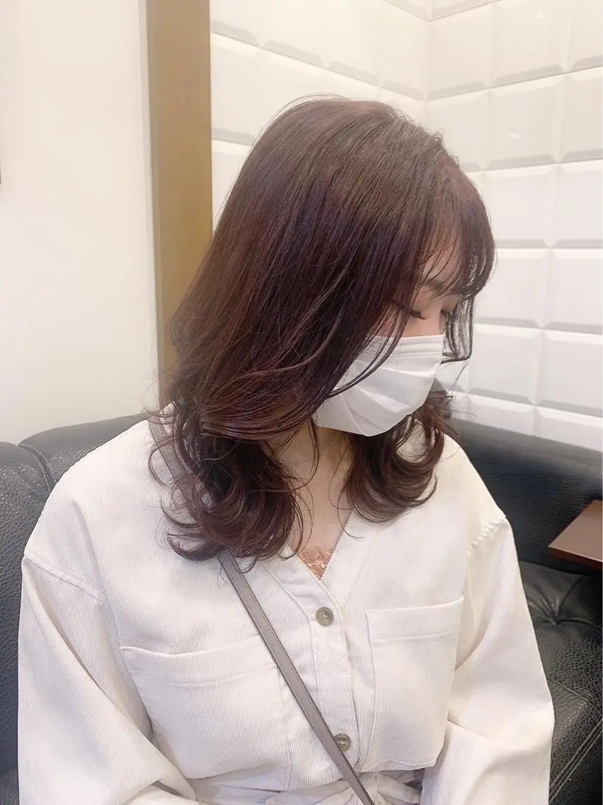 セミロング カラー 韓国風ヘア レイヤーカット 🩶韓国艶髪🇰🇷 下本夕綺のヘアスタイル