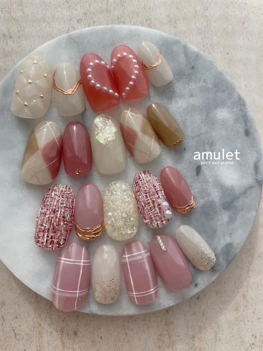 ネイル ハンドネイル amulet TOMOMIのネイルデザイン